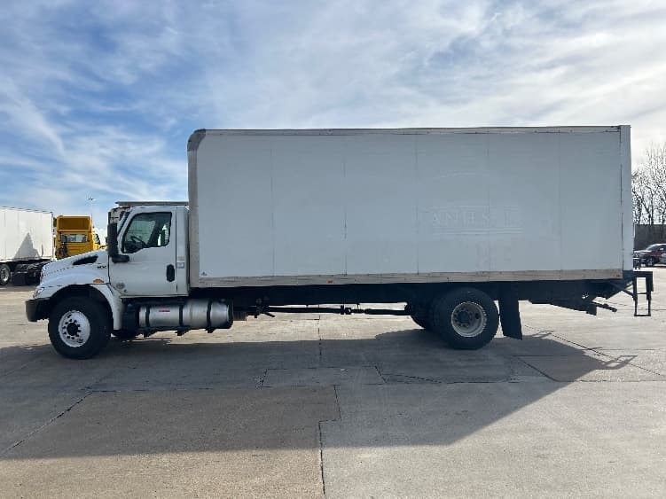 2020 International MV in Memphis, TN — photo 4