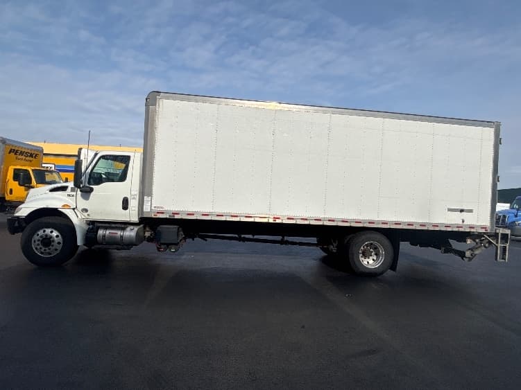 2020 International MV in Burlington, NJ — photo 4