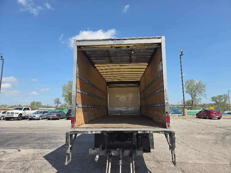 2020 Freightliner M2 112 in Kansas City, MO — photo 8