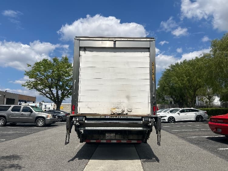 2020 Freightliner M2 106 in Torrance, CA — photo 7