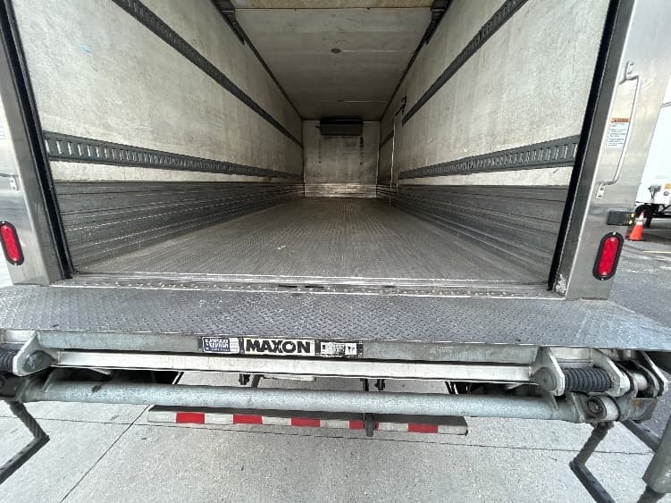 2020 Freightliner M2 106 in Harahan, LA — photo 10