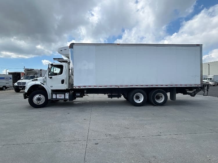 2020 Freightliner M2 106 in Harahan, LA — photo 4