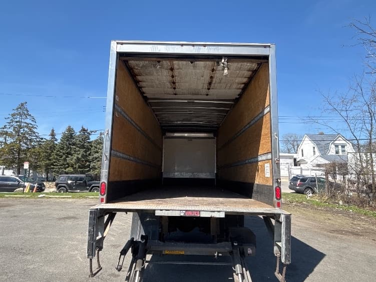 2020 Freightliner M2 106 in Elmsford, NY — photo 8