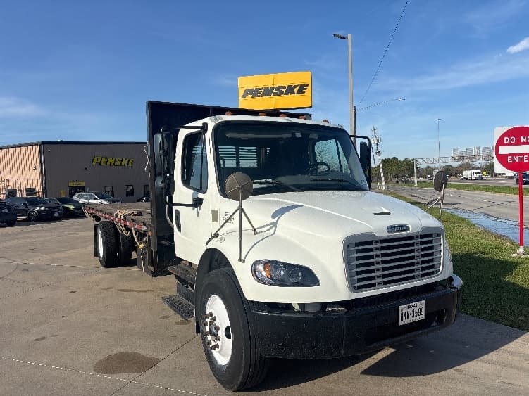 2020 Freightliner M2 106