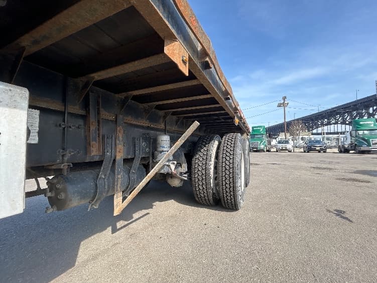 2020 Freightliner 114SD in Kearny, NJ — photo 5