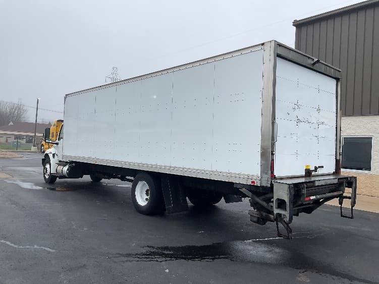 2020 International MV in Neenah, WI — photo 6