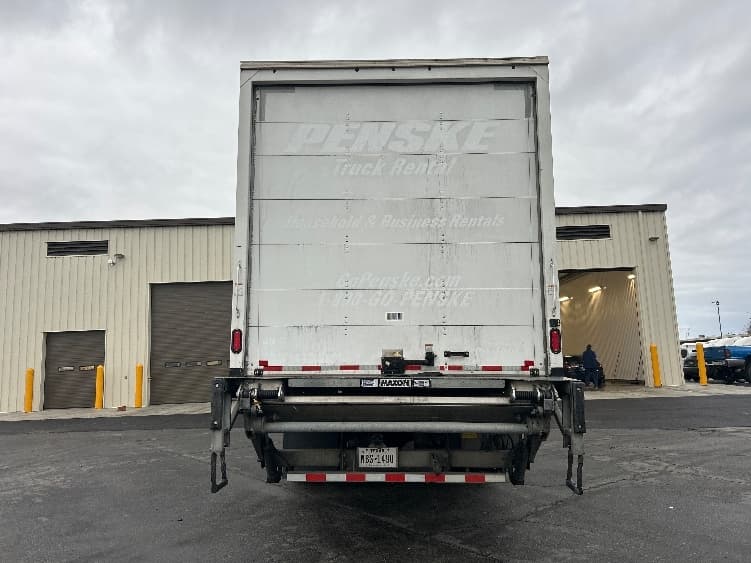 2021 International MV in Fresno, CA — photo 7