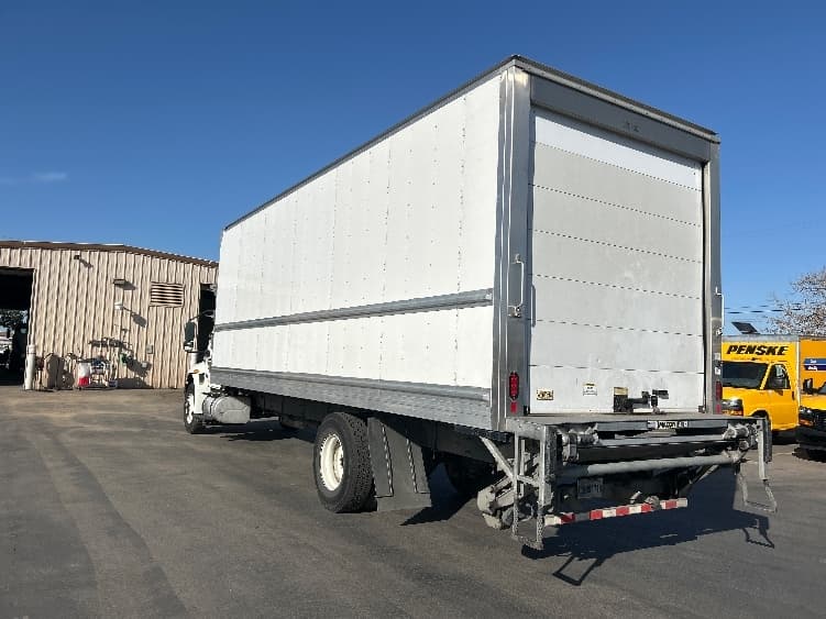 2021 International MV in Fresno, CA — photo 6