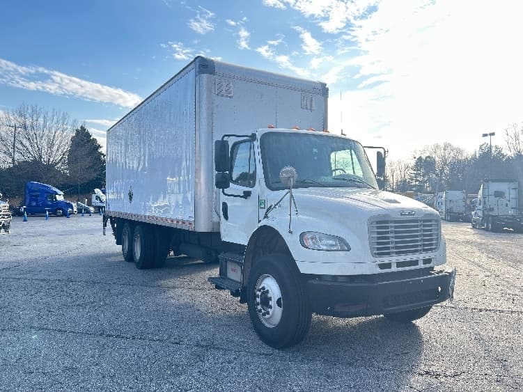 2021 Freightliner M2 106