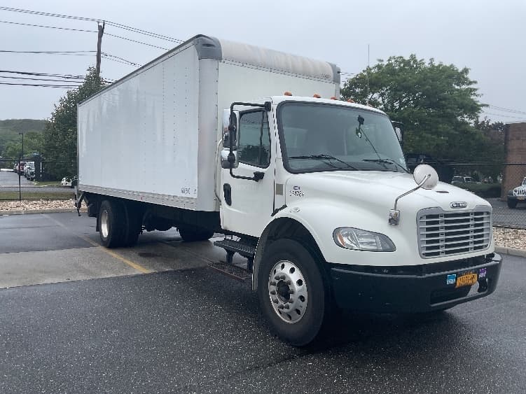 2021 Freightliner M2 106