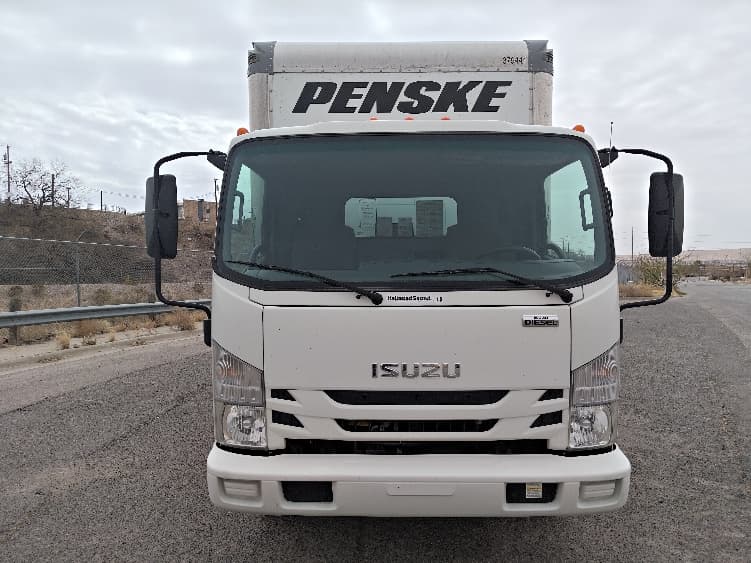 2021 Isuzu NPR in El Paso, TX — photo 2