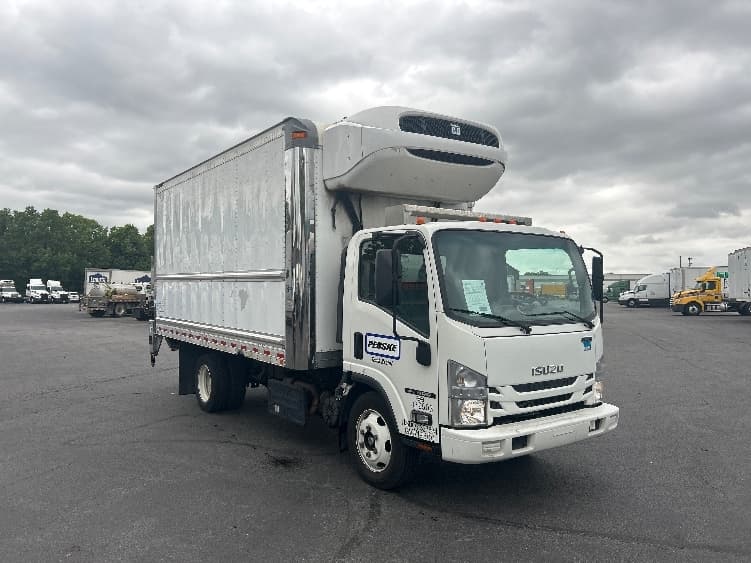 2021 Isuzu NRR