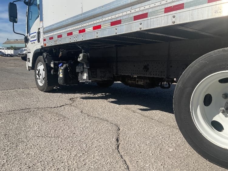 2021 Isuzu NRR in Fort Myers, FL — photo 5