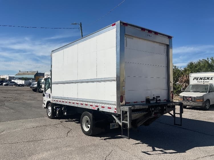 2021 Isuzu NRR in Fort Myers, FL — photo 6
