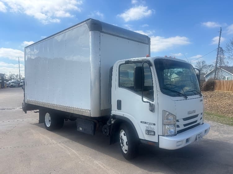 2021 Isuzu NRR