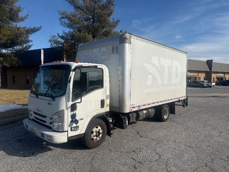 2021 Isuzu NPR in Essex, MD — photo 3