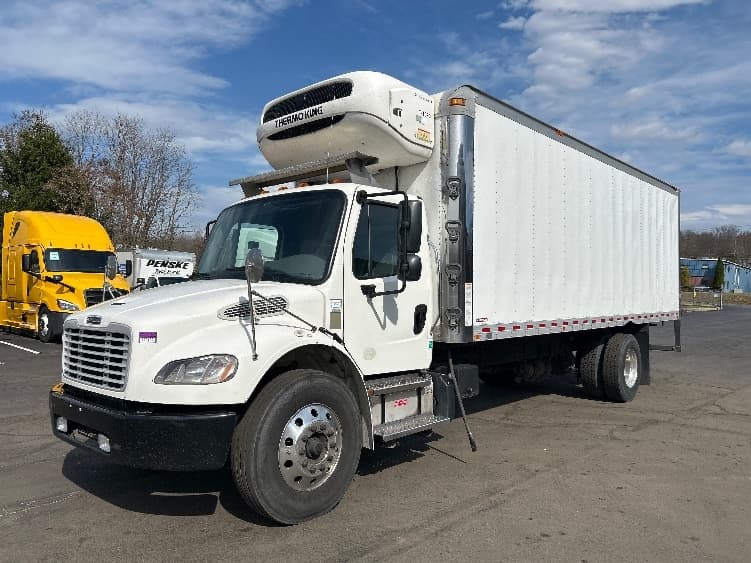2021 Freightliner M2 106 in Jessup, PA — photo 3
