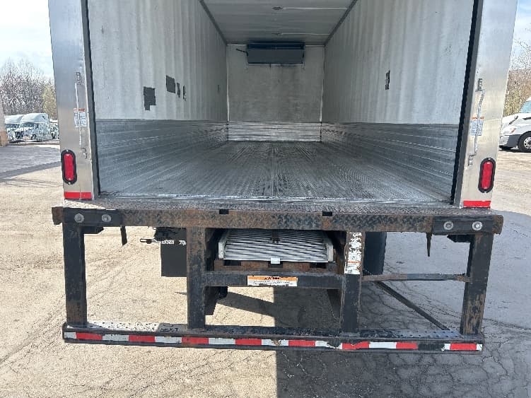 2021 Freightliner M2 106 in Jessup, PA — photo 9