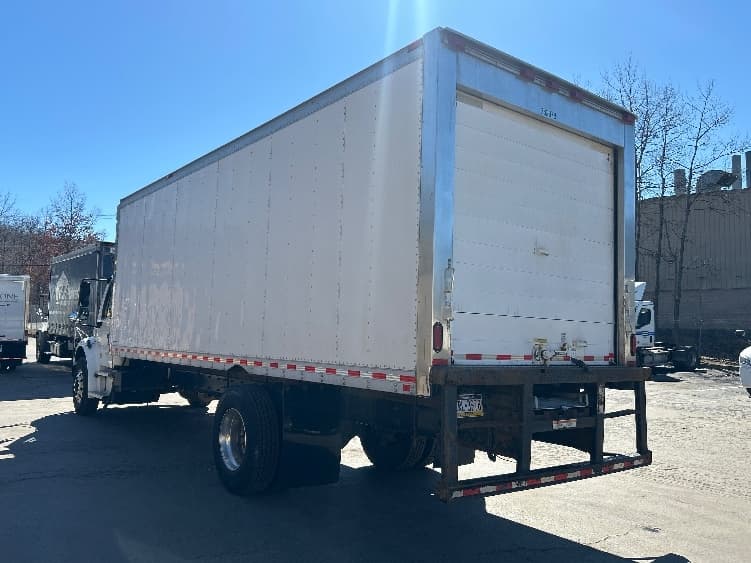 2021 Freightliner M2 106 in Jessup, PA — photo 6