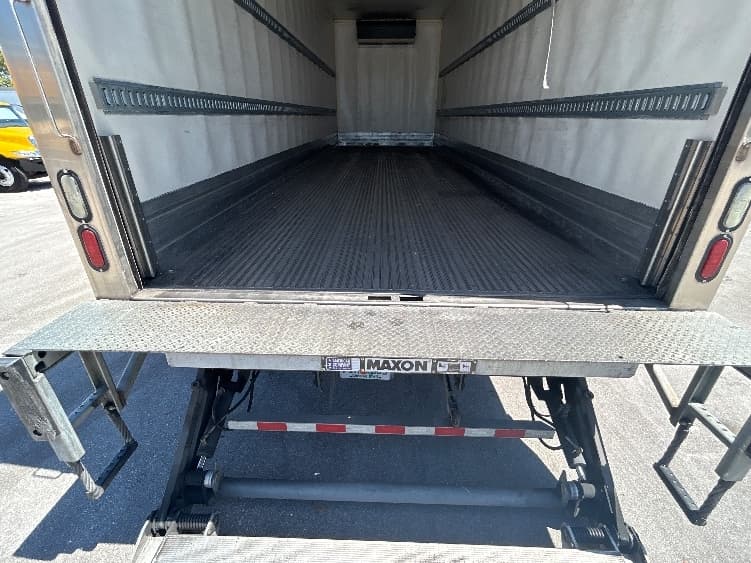 2021 Freightliner M2 106 in Pompano Beach, FL — photo 10