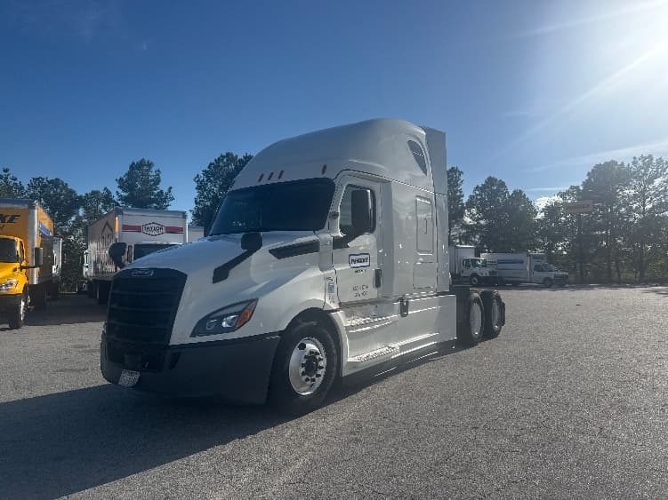 2022 Freightliner Cascadia in Atlanta (Conyers), GA — photo 3