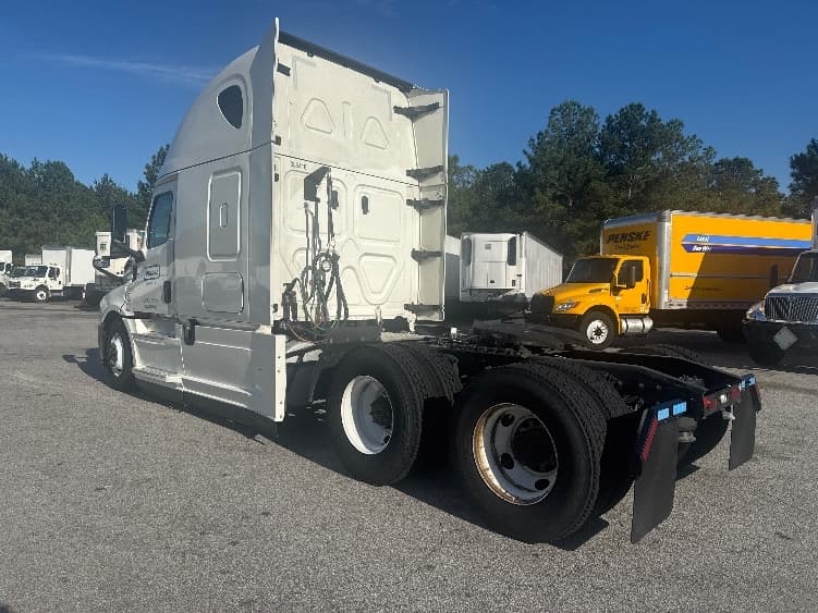 2022 Freightliner Cascadia in Atlanta (Conyers), GA — photo 5