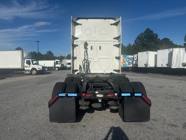 2022 Freightliner Cascadia in Atlanta (Conyers), GA — photo 6