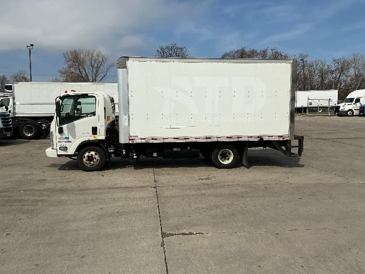 2021 Isuzu NPR in Chicopee, MA — photo 4