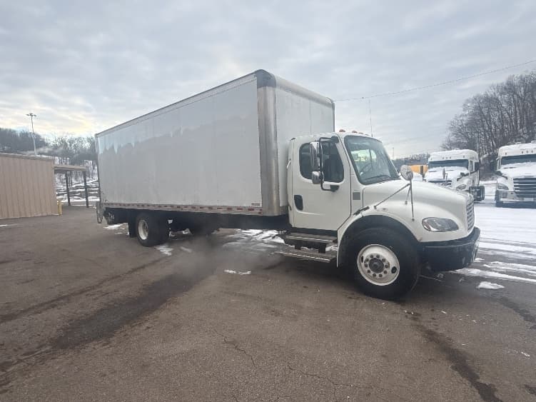 2021 Freightliner M2 106