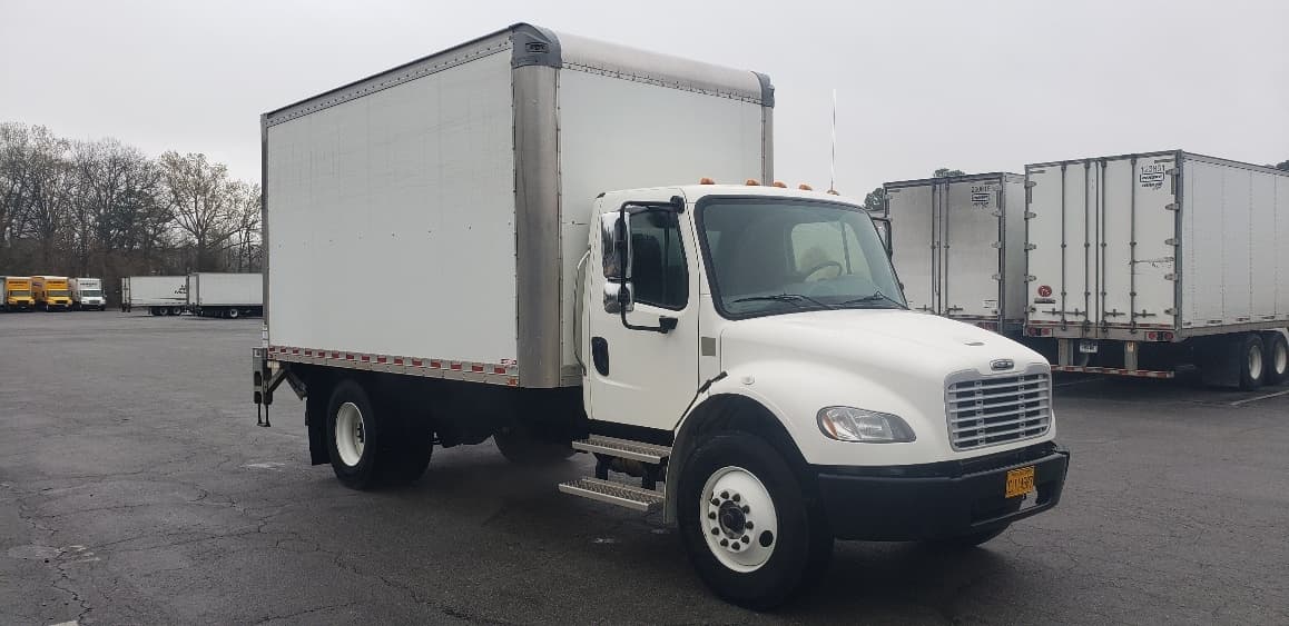 2021 Freightliner M2 106