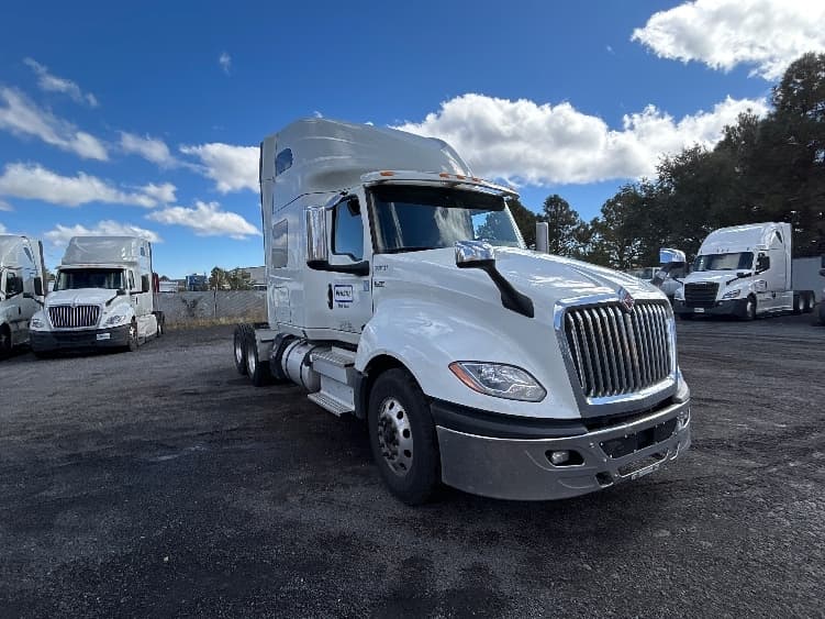 2021 International LT