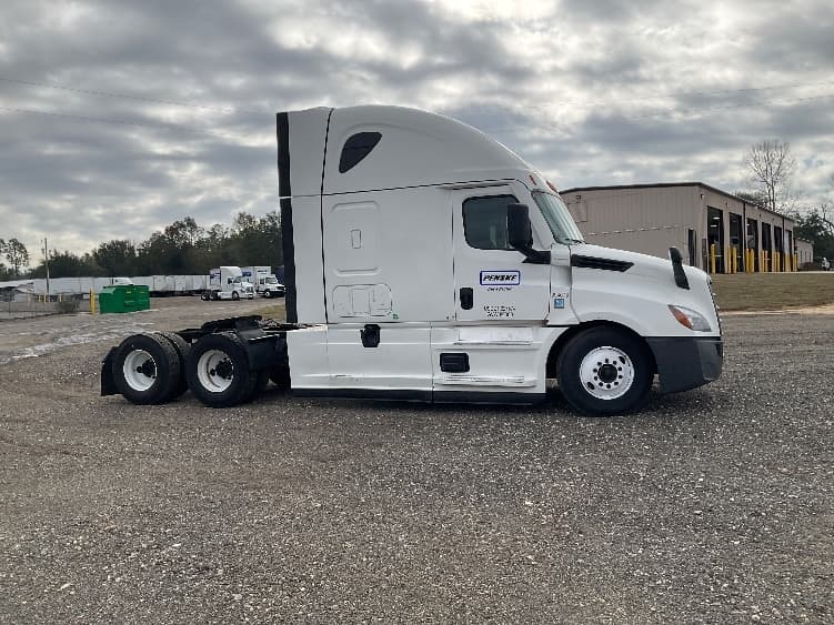 2022 Freightliner