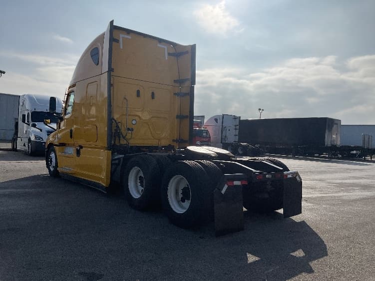 2022 Freightliner Cascadia in Moberly, MO — photo 5