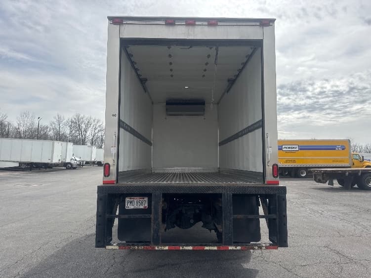2021 Freightliner M2 106 in Gahanna, OH — photo 8