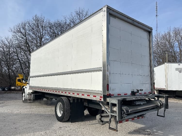 2022 Freightliner M2 106 in Evansville, IN — photo 6