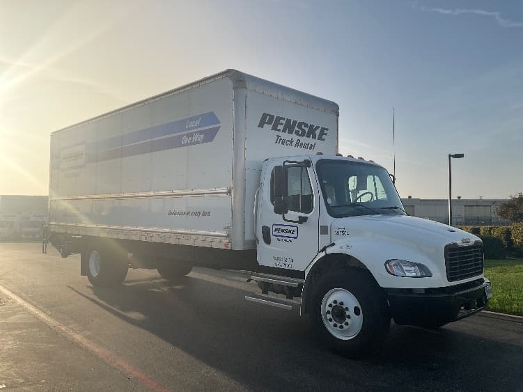 2022 Freightliner M2 106