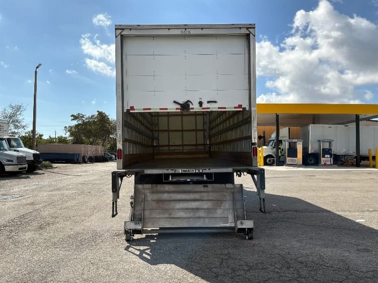 2022 Freightliner M2 106 in Springfield, MO — photo 9