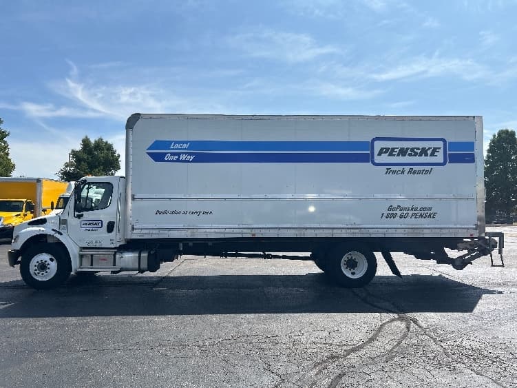 2022 Freightliner M2 106 in Memphis, TN — photo 4
