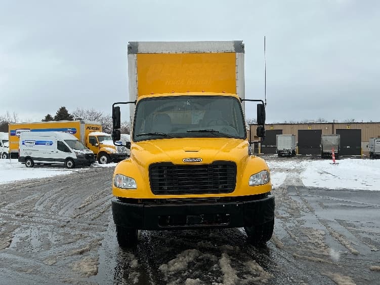 2022 Freightliner M2 106 in South Bend, IN — photo 2
