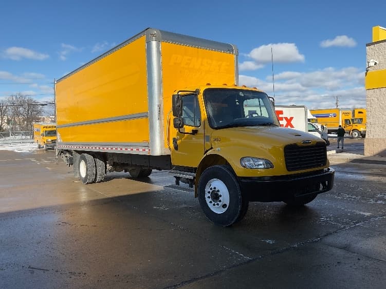2022 Freightliner M2 106