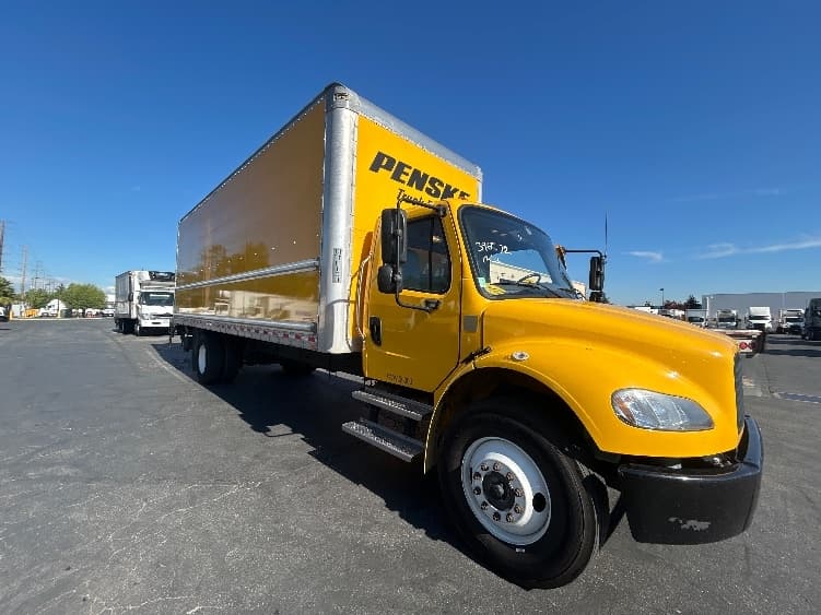 2022 Freightliner M2 106
