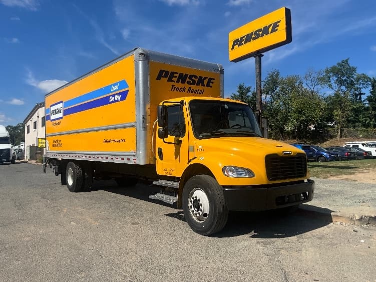 2022 Freightliner M2 106