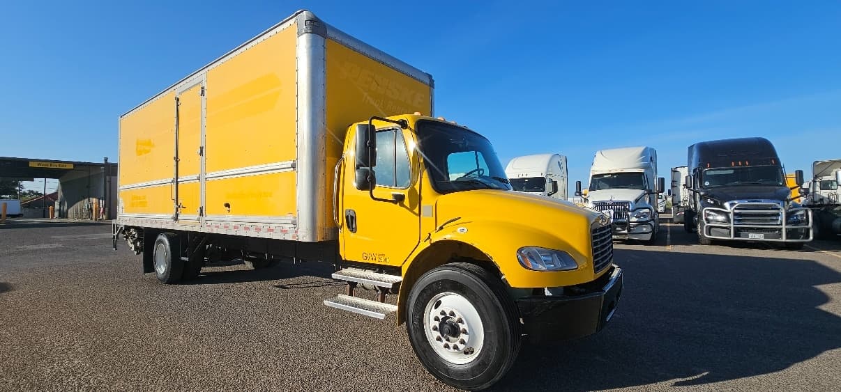 2022 Freightliner M2 106