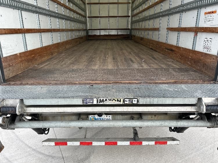 2022 Freightliner M2 106 in Katy, TX — photo 10