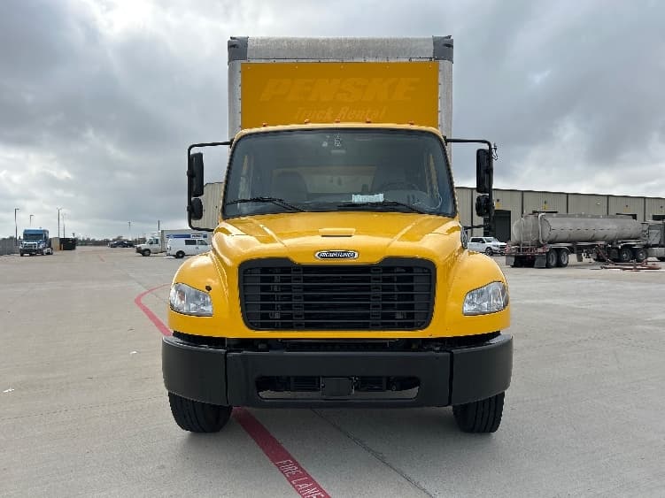 2022 Freightliner M2 106 in Katy, TX — photo 2