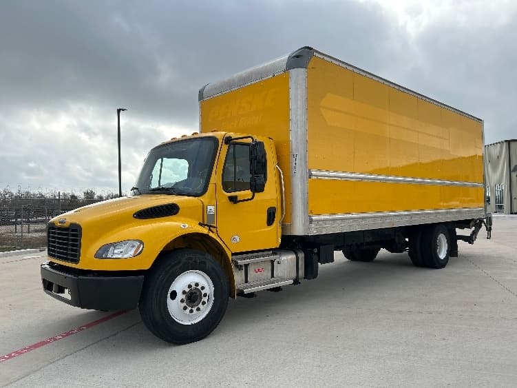 2022 Freightliner M2 106 in Katy, TX — photo 3