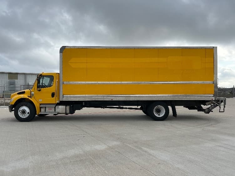 2022 Freightliner M2 106 in Katy, TX — photo 4