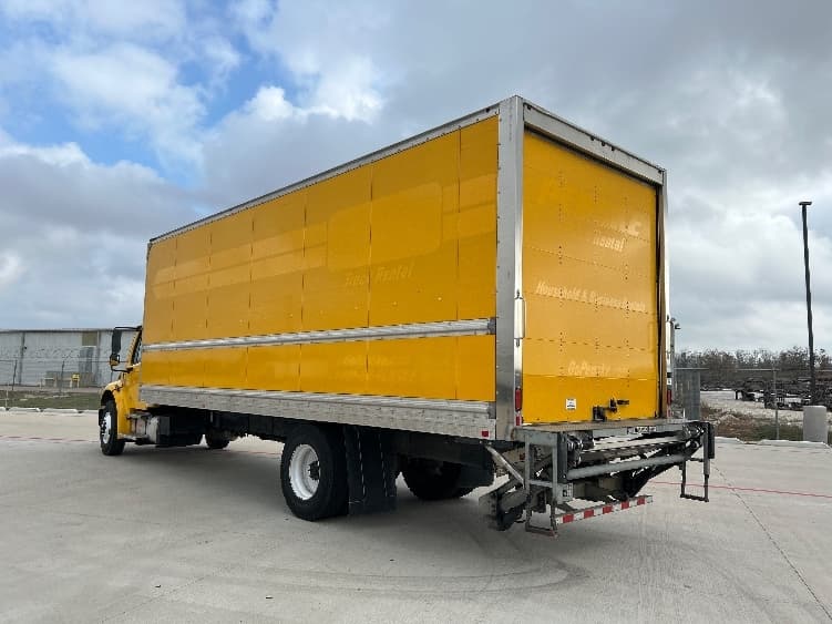 2022 Freightliner M2 106 in Katy, TX — photo 6