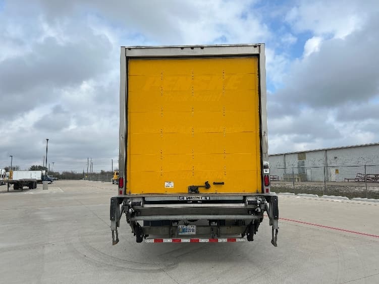 2022 Freightliner M2 106 in Katy, TX — photo 7