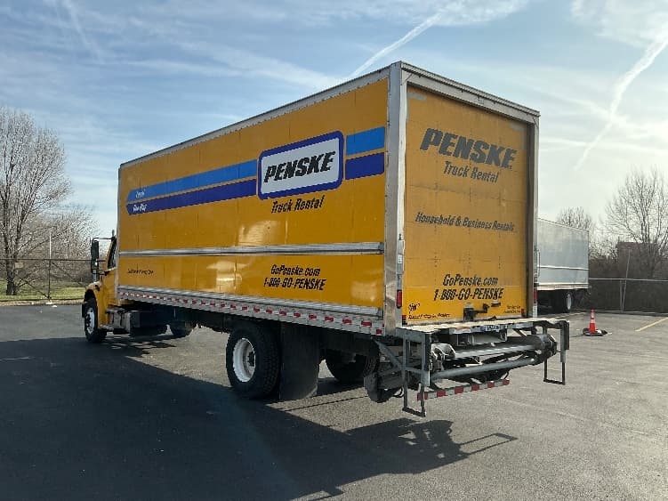 2022 Freightliner M2 106 in Indianapolis, IN — photo 6